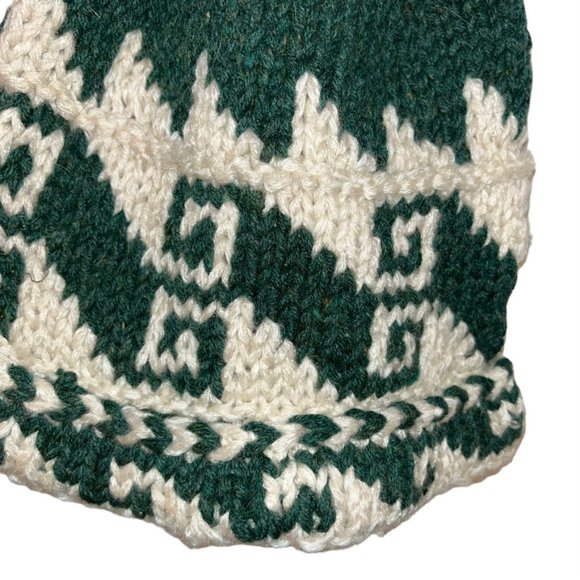 HAND KNIT Forest green Cream wool Pakistan Fair Isle thick knit hat HOLI… - Picture 6 of 7